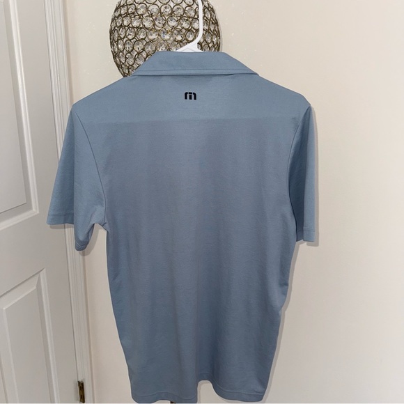 #37 💙 never worn Travis Mathew Blue Polo Shirt with Subtle Stripes - Picture 4 of 6